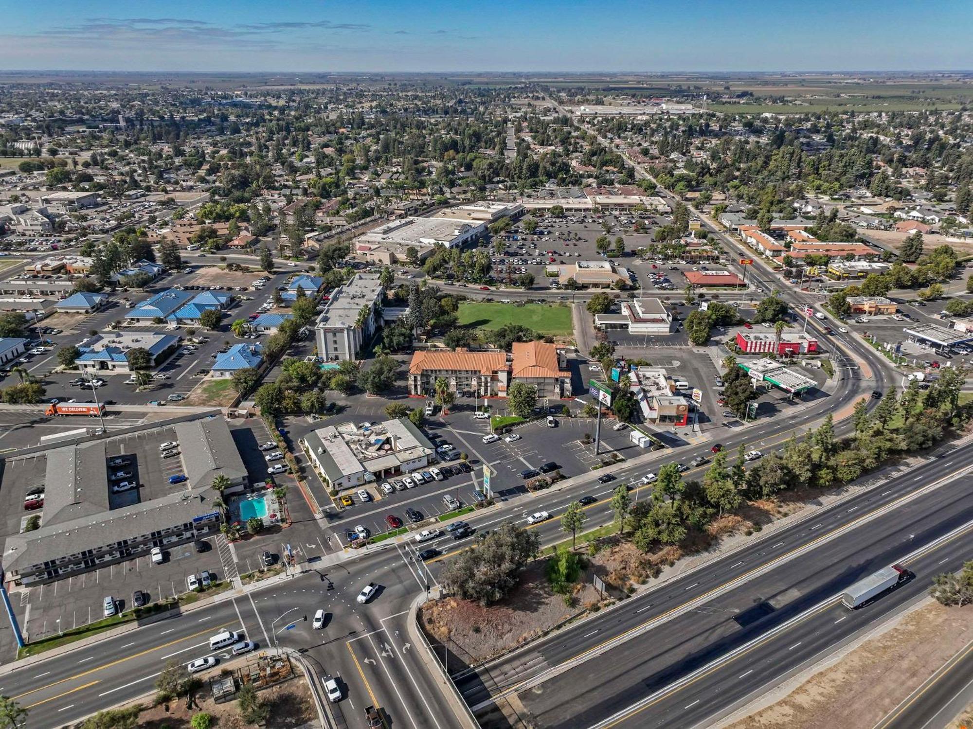 Hillstone Inn Tulare, Ascend Hotel Collection Exterior foto